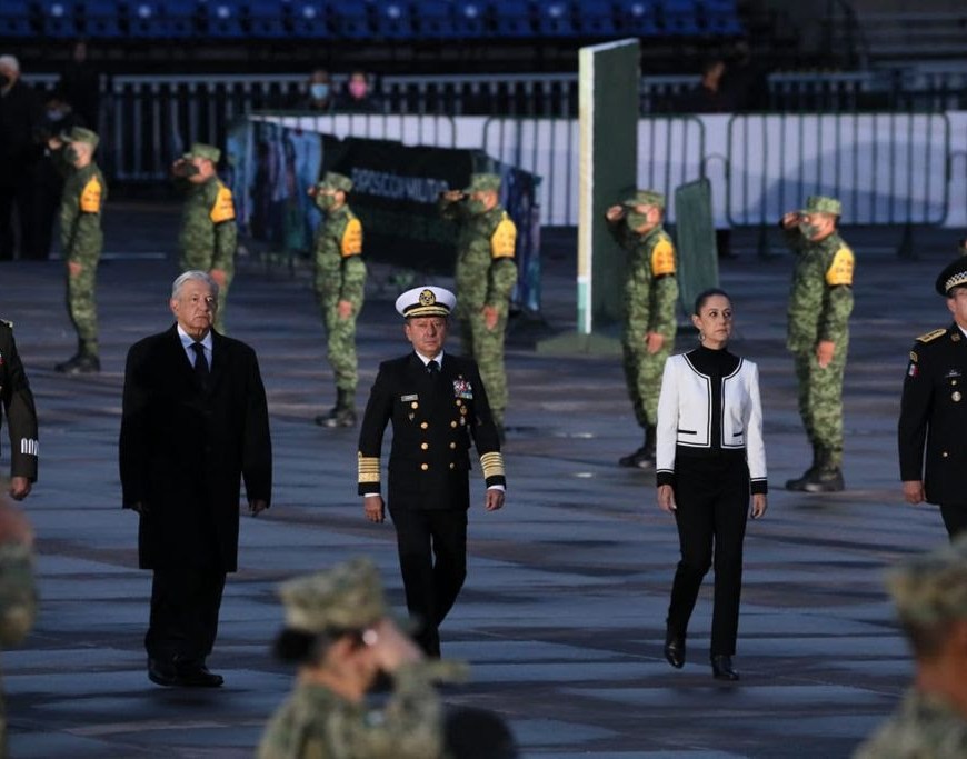 Claudia Sheinbaum y el presidente López Obrador | @SociedadN_