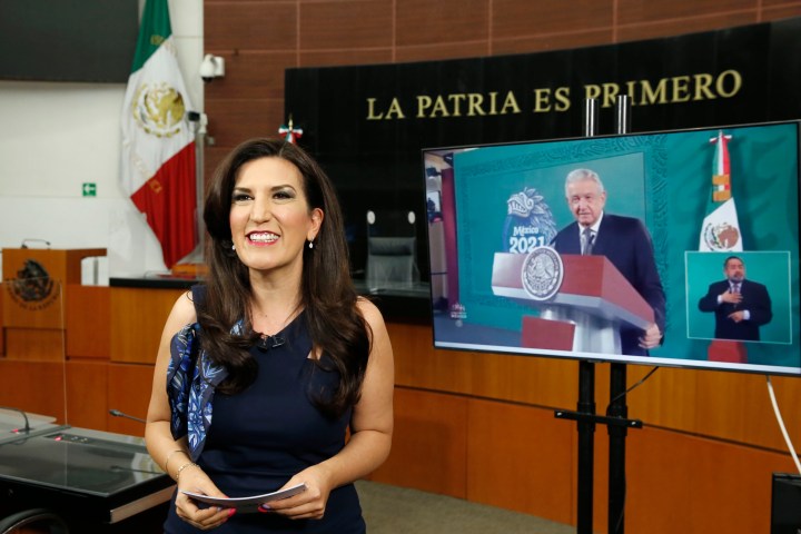 Kenia López Rabadán