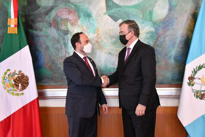 Marcelo Ebrard Casaubon y Pedro Brolo Vila