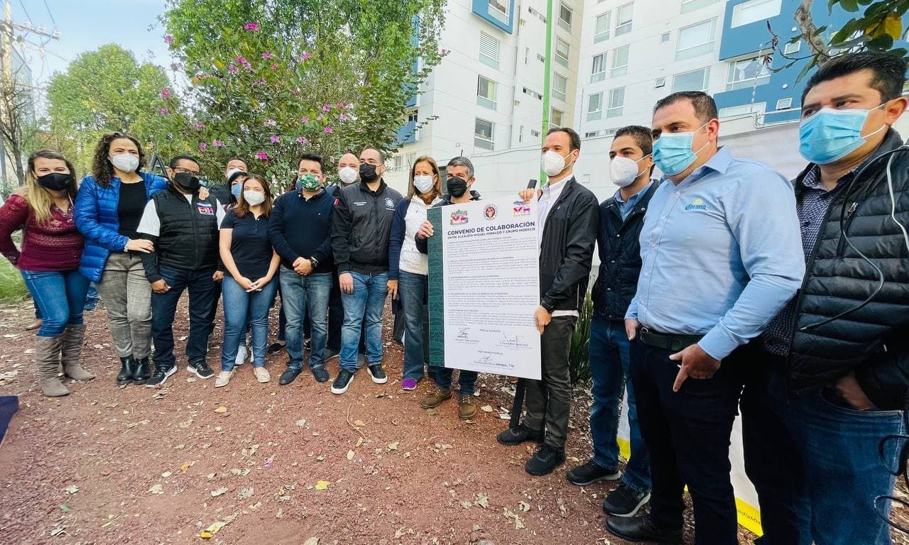 Miguel Hidalgo y Grupo Modelo firman convenio