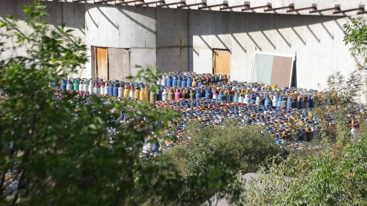 Cementerio de cilindros de gas lp