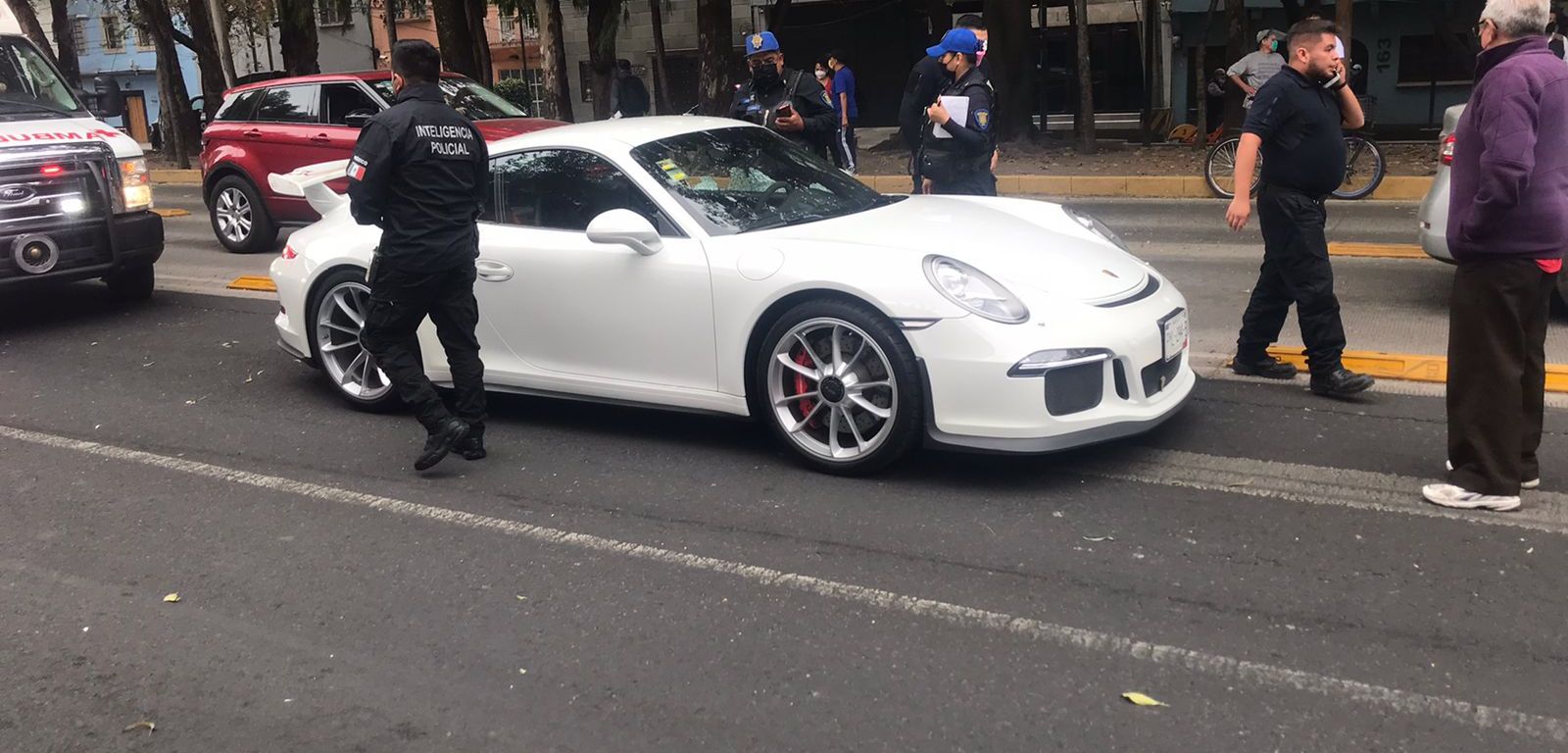 Atacan a balazos a los conductores de este vehículo