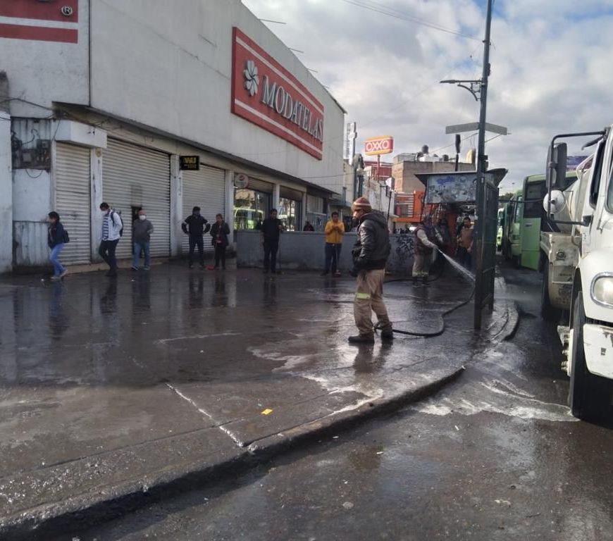 Limpian zonas de la colonia Tacubaya
