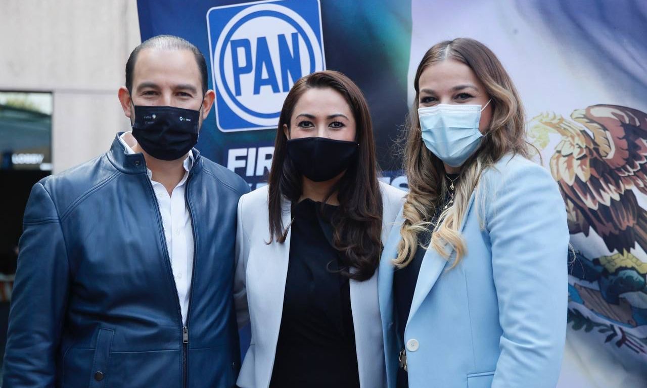 Marko Cortés Mendoza y Tere Jiménez