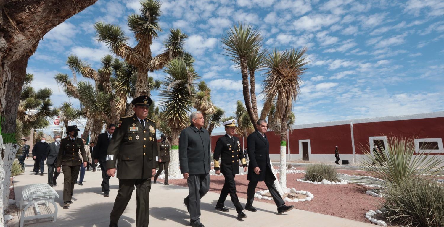 López Obrador, Día del Ejército