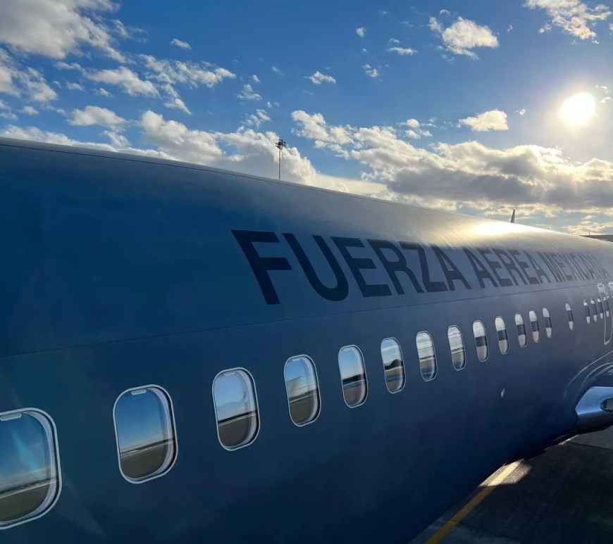 Avión de la Fuerza Aérea Mexicana en Ucrania