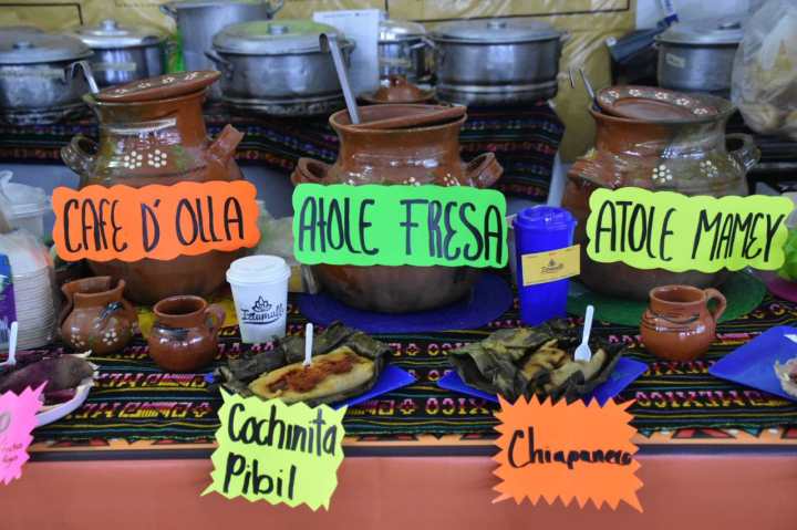 Atole y Tamales 