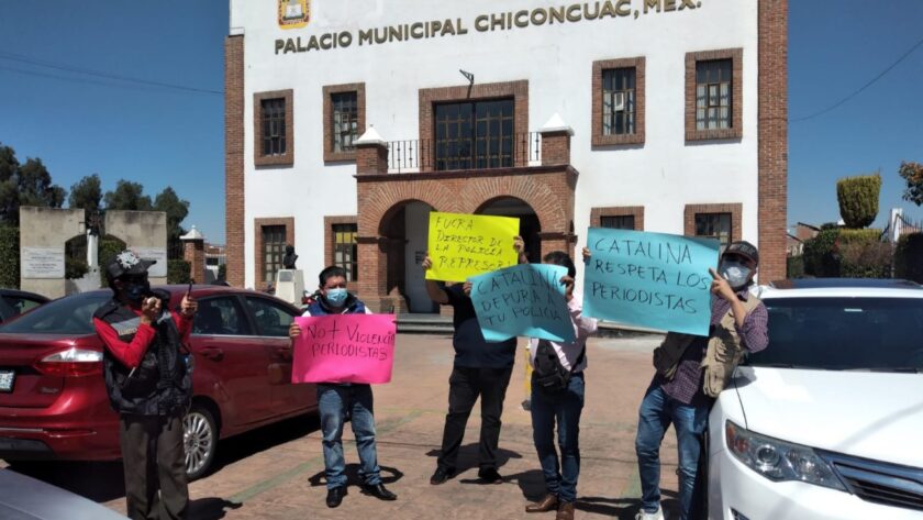 Manifestación de periodistas en Chiiconcuac