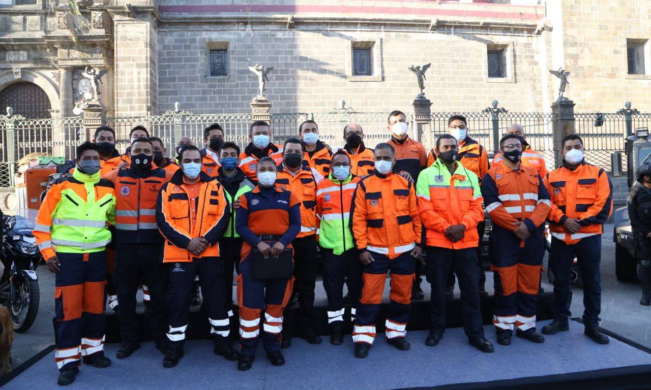 Personal de protección civil