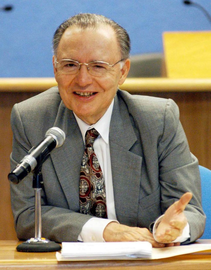  Jorge Carpizo MacGregor 