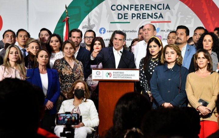 Alejandro Moreno y l atracción de PRI