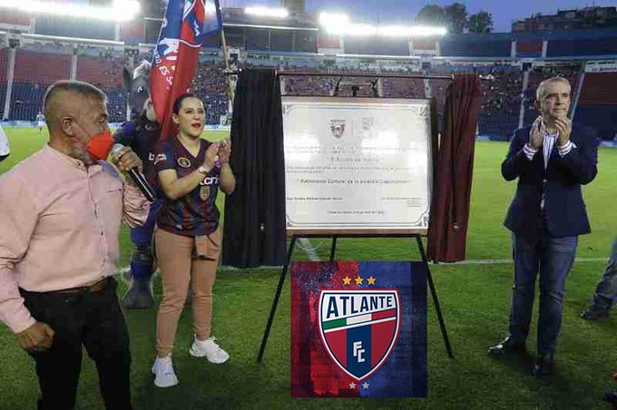 Sandra Cuevas Atlante