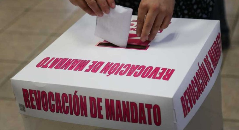 Urna de Revocación de Mandato