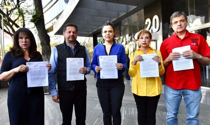 Va por México presenta denuncia penal