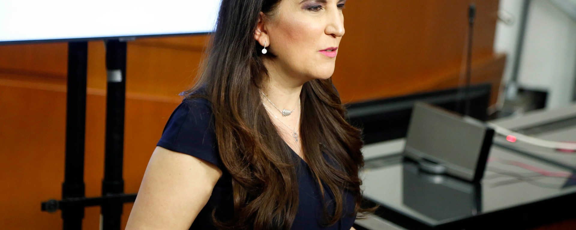 Kenia López Rabadán