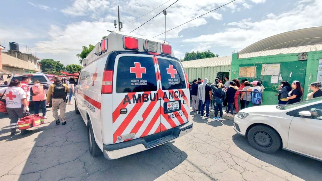Ambulancia en centro escolar