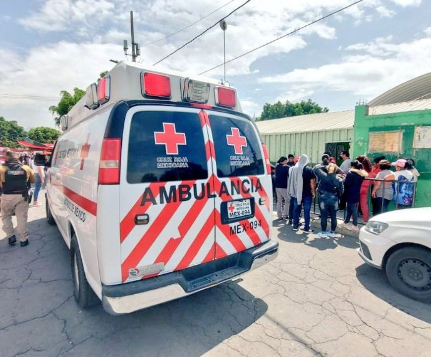 Ambulancia en centro escolar