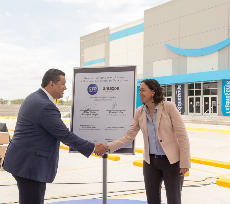 Renata Arvizu Lìder de Marketplace de Amazon y el Gobernador de Guanajuato, Diego Sinhue Rodríguez Vallejo