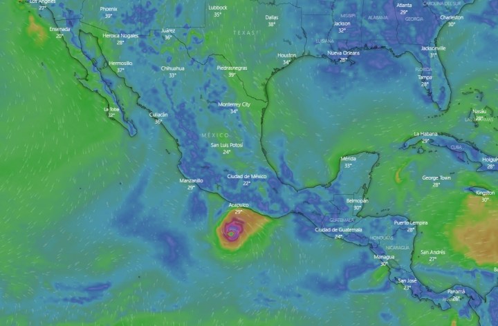 Bonnie huracán categoría 2 