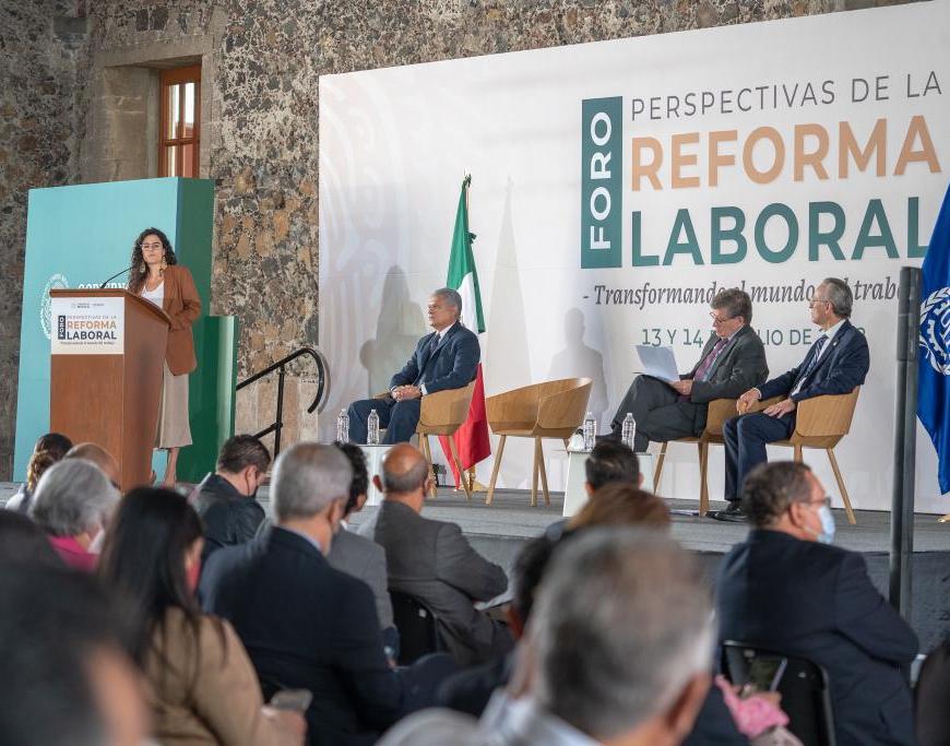 Luisa María Alcalde