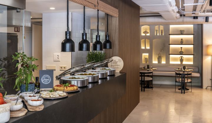 Restaurante de hotel. Alimentos