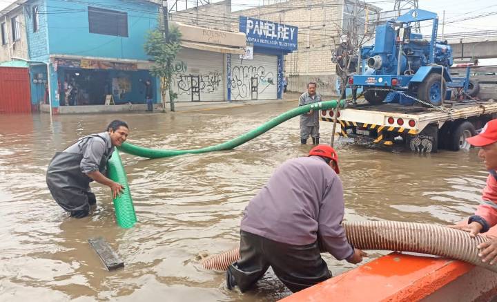 Inundación en la calle