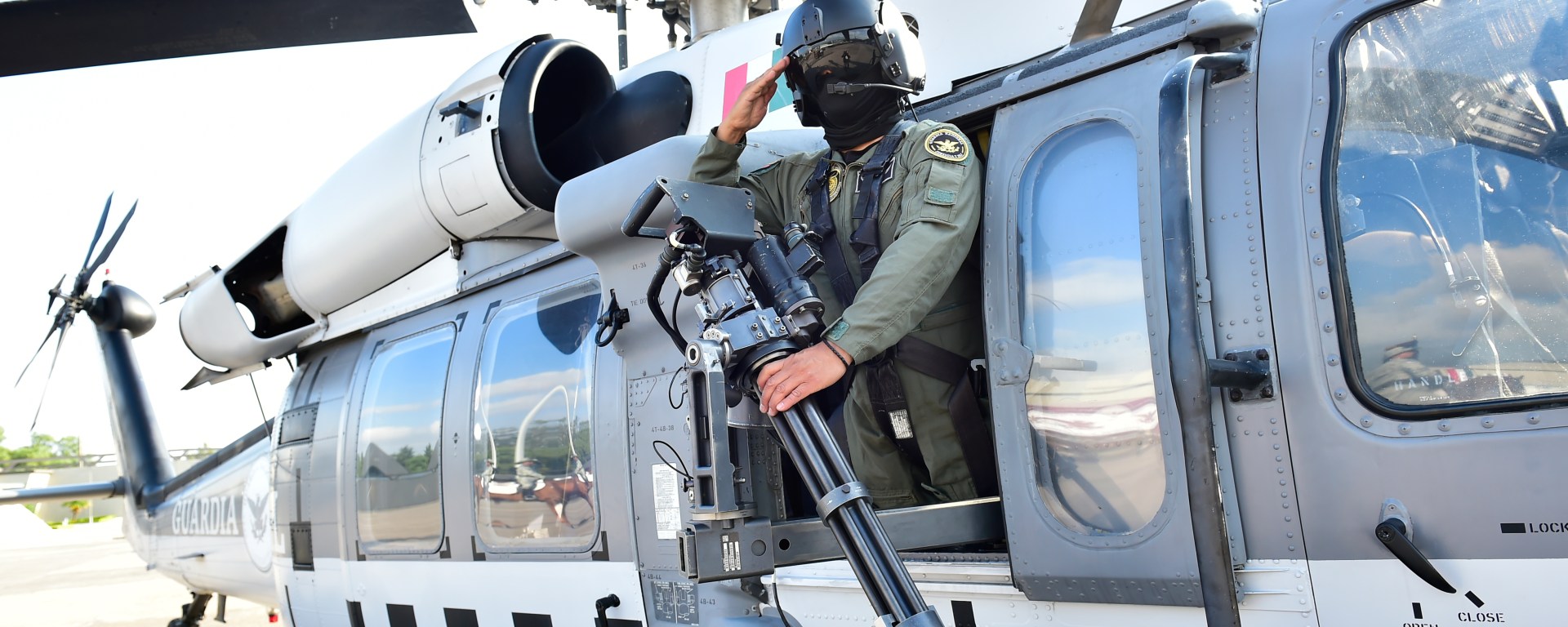 Helicóptero - Efectivos de la Guardia Nacional