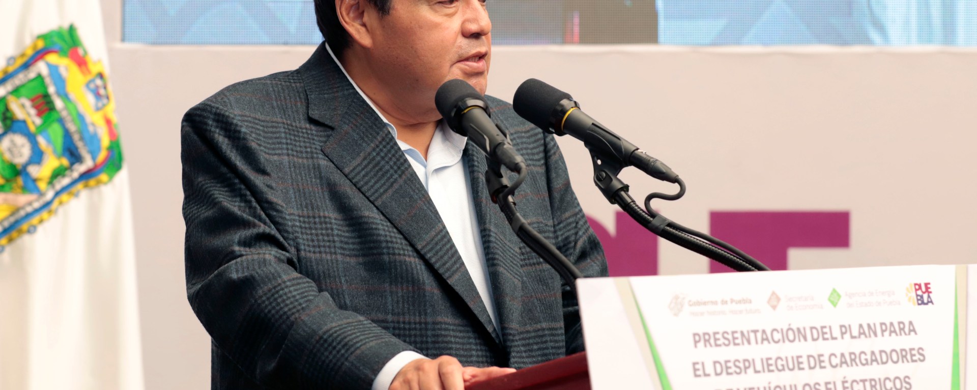 MIguel Barbosa Huerta