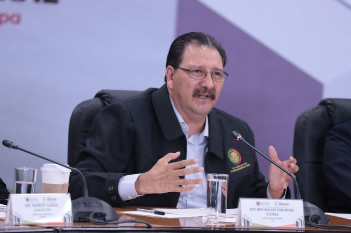  Reginaldo Sandoval Flores