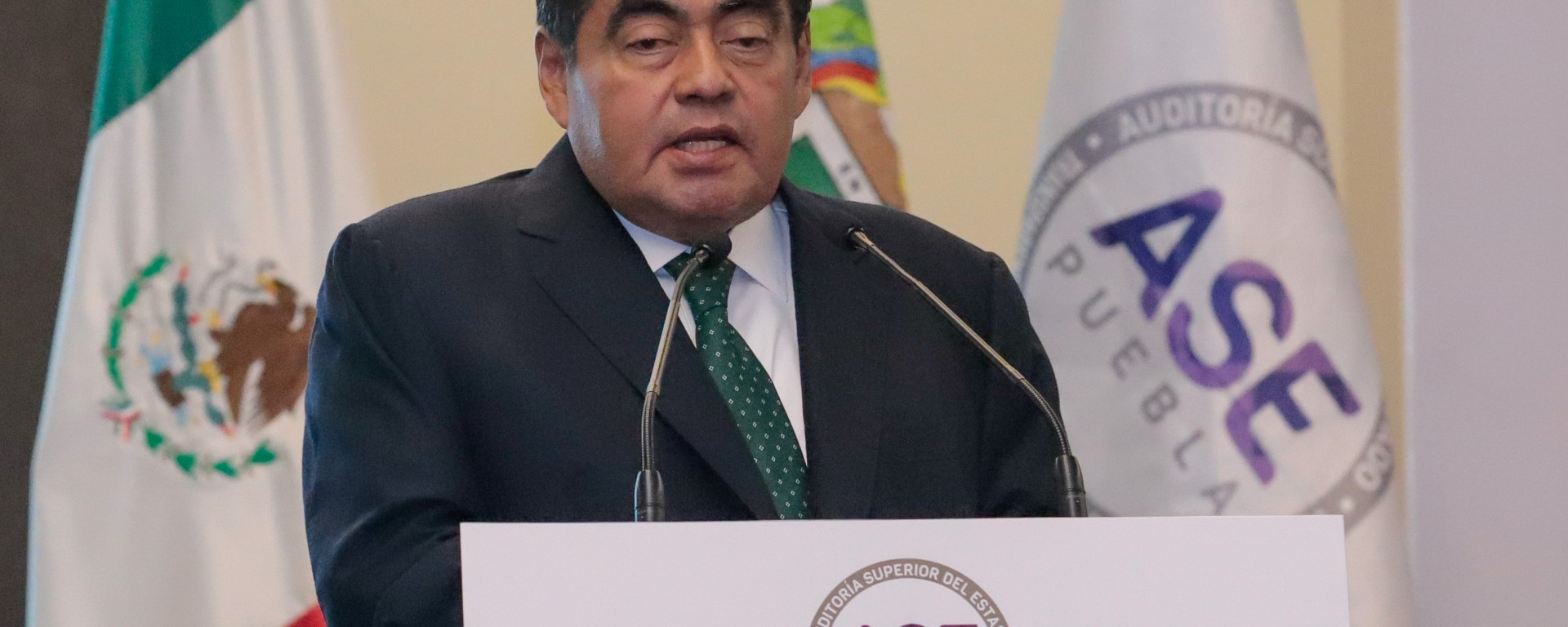 Miguel Barbosa Huerta