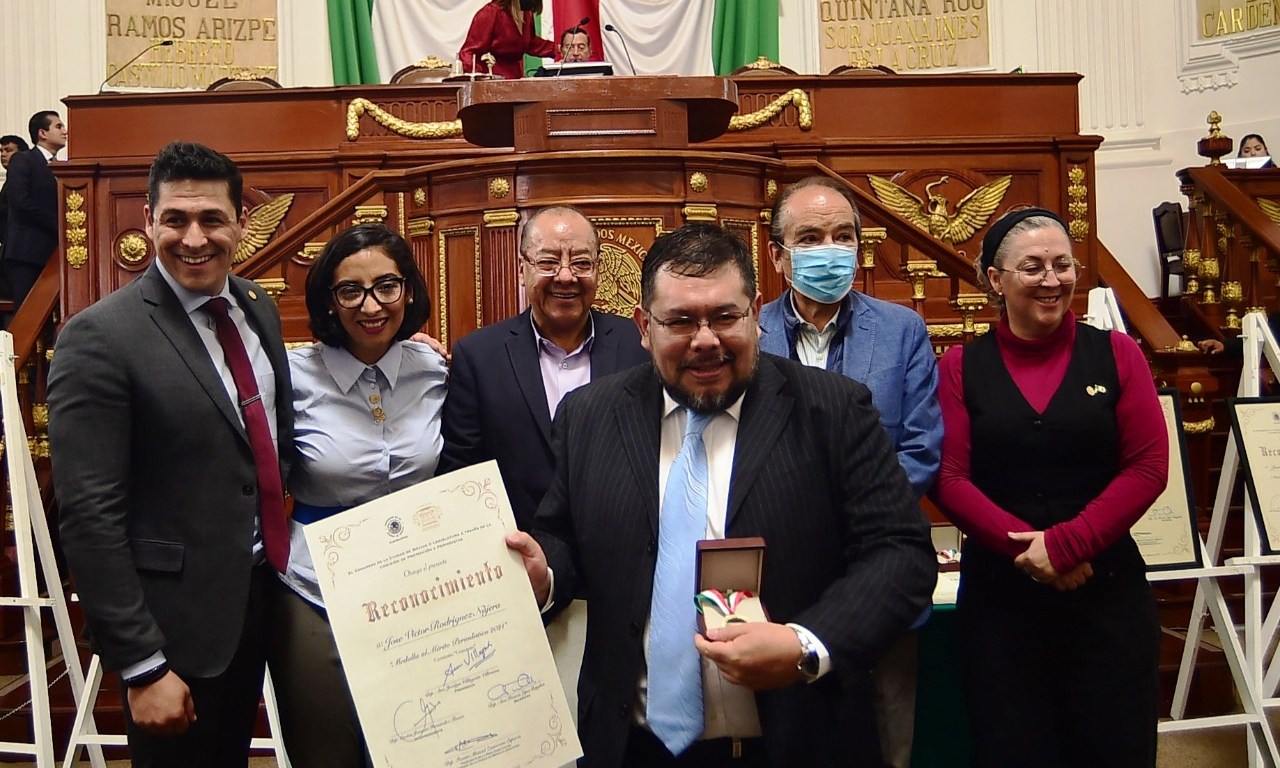 José Víctor Rodríguez, Medalla al Mérito Periodístico "Miguel Ángel Granados Chapa"
