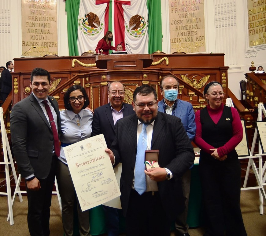 José Víctor Rodríguez, Medalla al Mérito Periodístico "Miguel Ángel Granados Chapa"