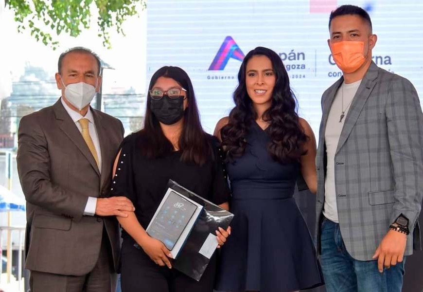 Paola Martínez Avelino