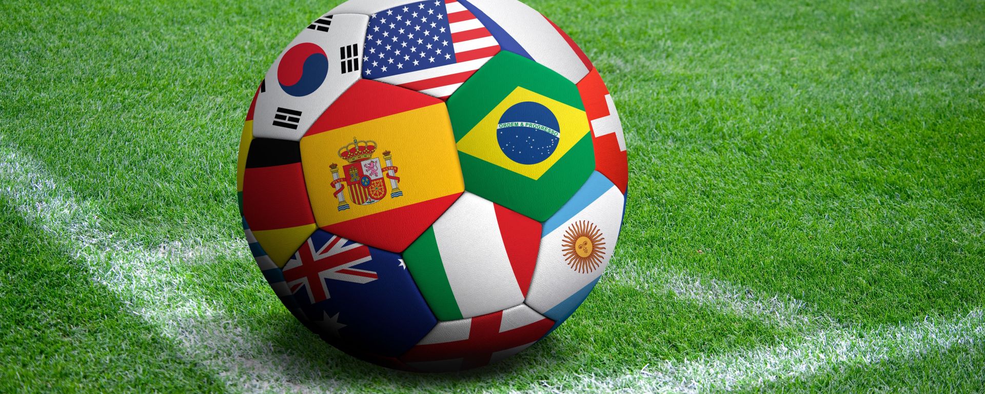 Balón de futbol en cancha