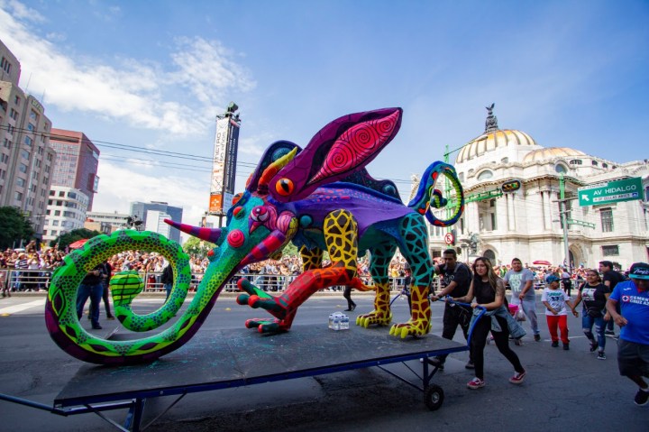 Desfile de alebrijes 