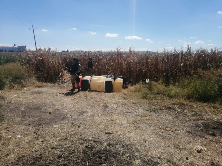 Toma ilegal de combustible