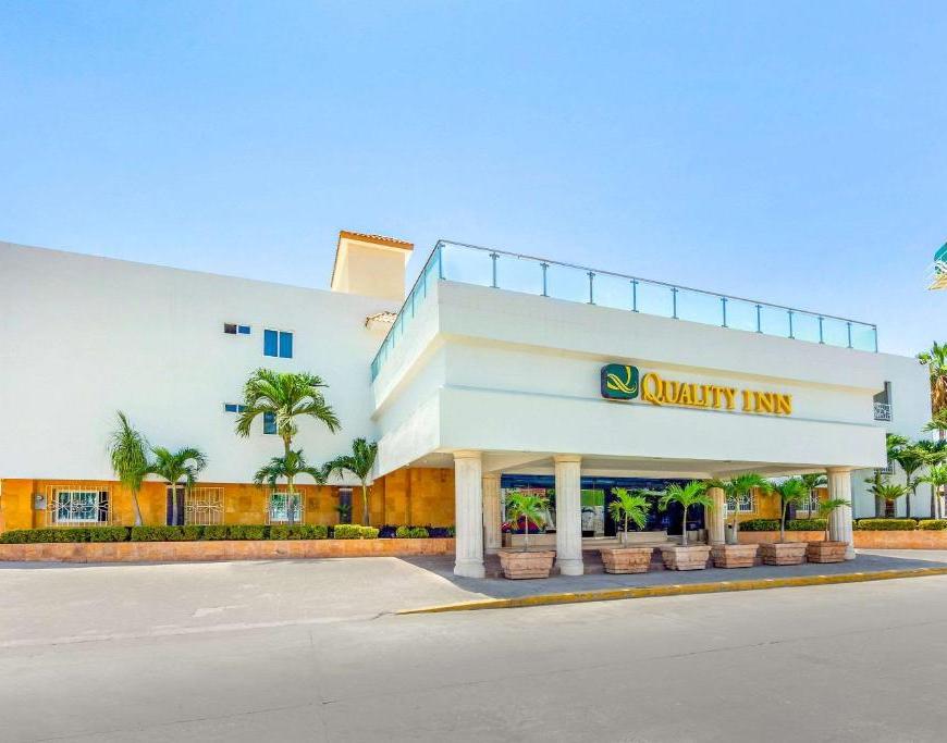 Exterior del hotel Quality Inn