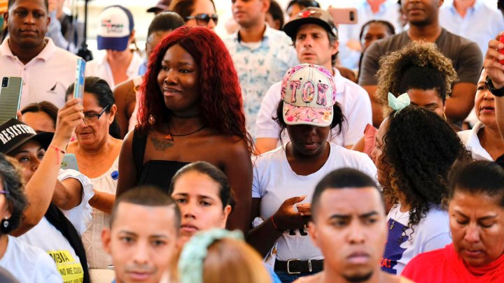 Jóvenes colombianos