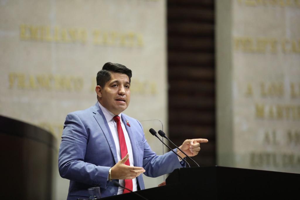 Emmanuel Reyes Carmona