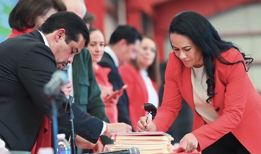 Alejandra Del Moral Vela