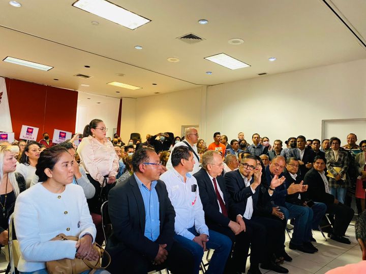  Carol Antonio Altamirano