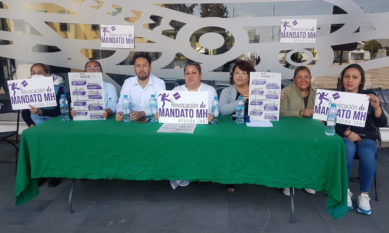 Vecinos solicitan revocación de mandato