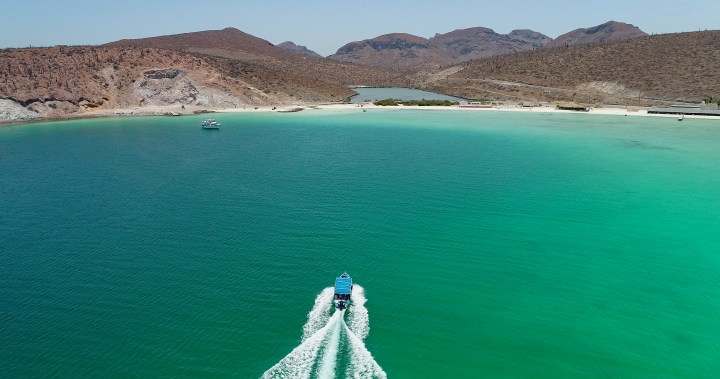 Embarcación en playa