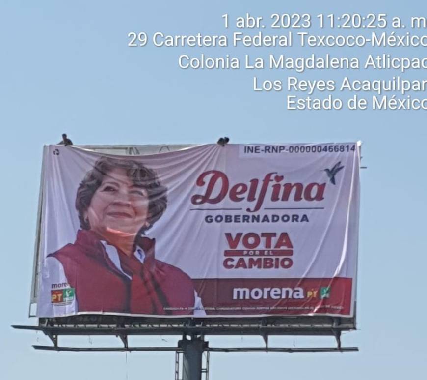 Anuncio espectacular de Delfina Gómez