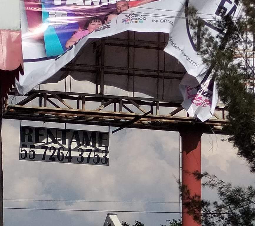 Retiro de anuncio espectacular