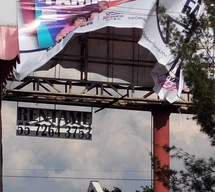 Retiro de anuncio espectacular