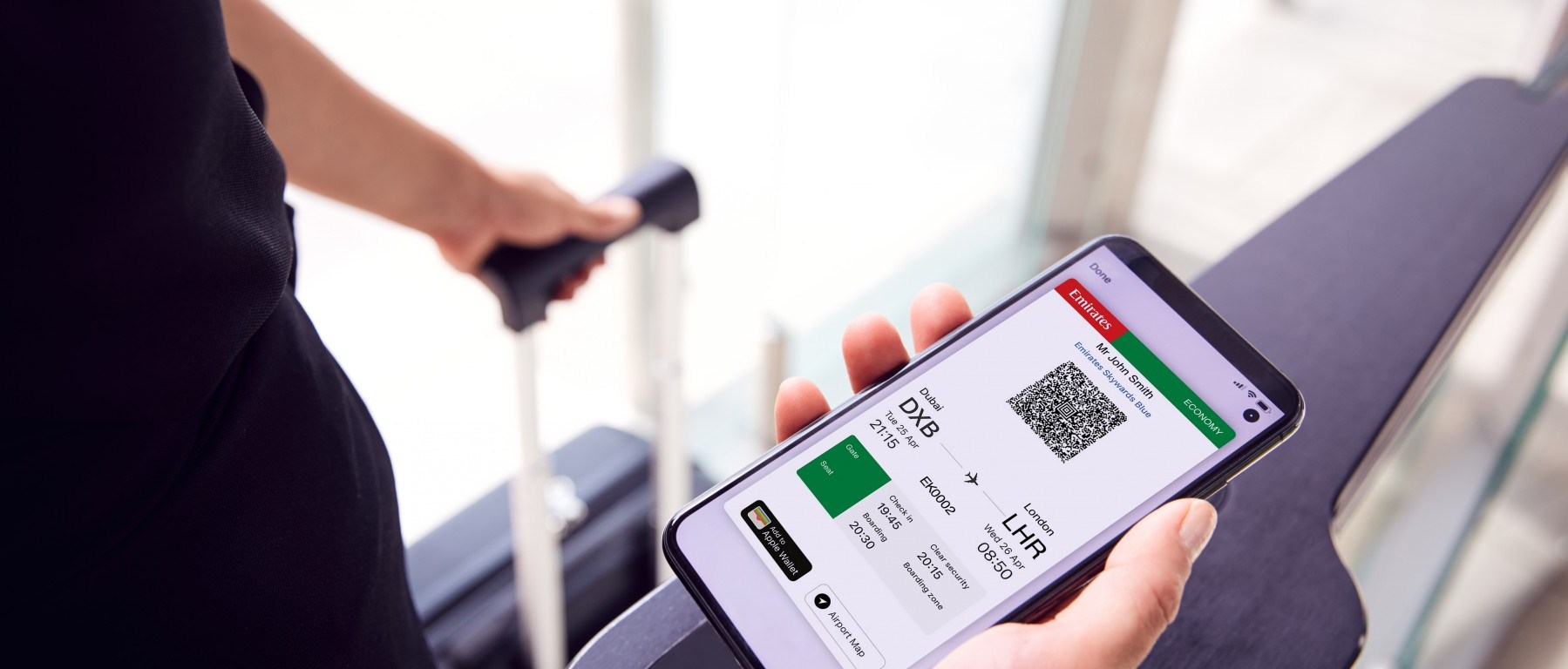 Celular en aeropuerto