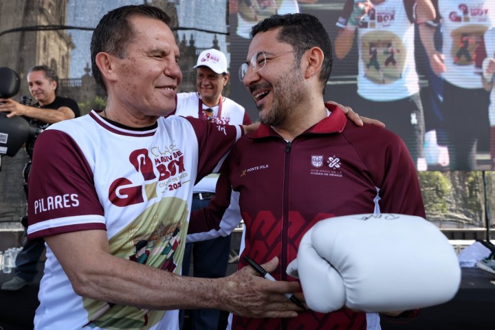 Julio César Chávez y Marti Batres