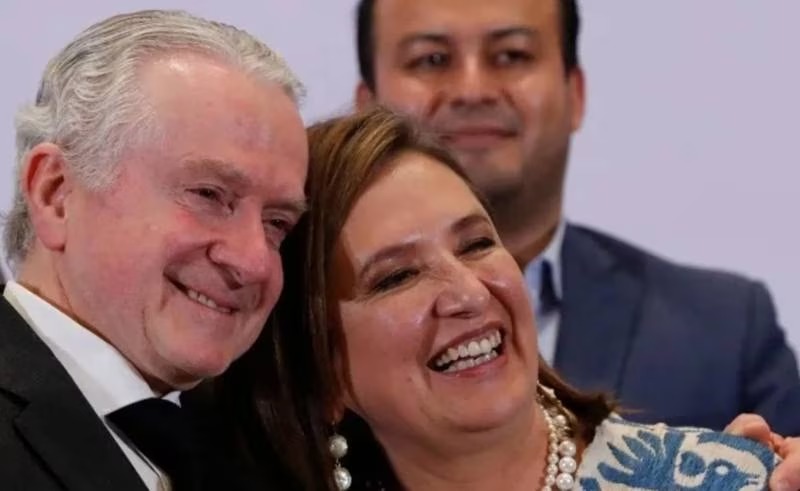 Xóchitl Gálvez y SAntiago Creel