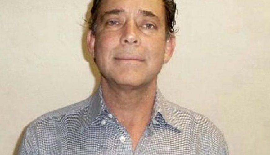 Eugenio Hernández Flores,